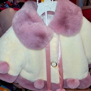 Beautiful purple of white faux fur coat cape girl's